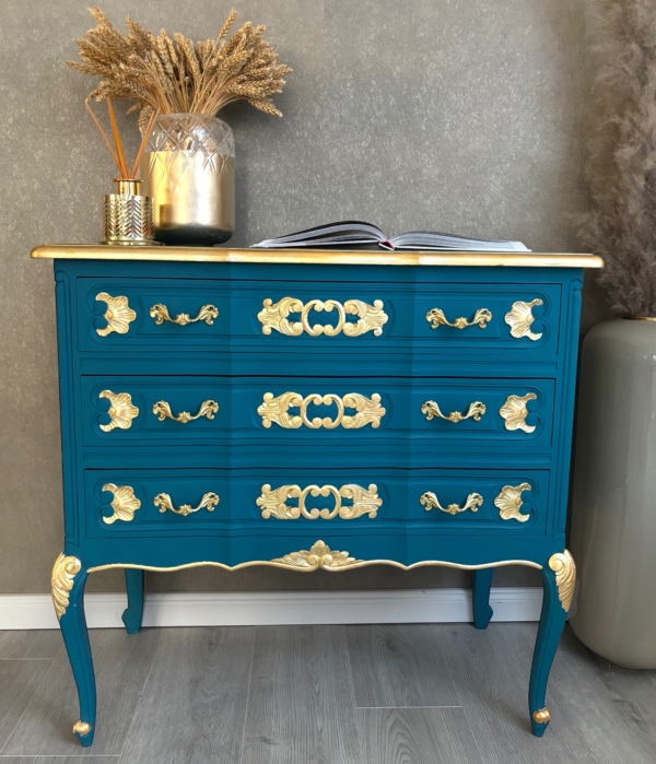 Komoda Blue Royal